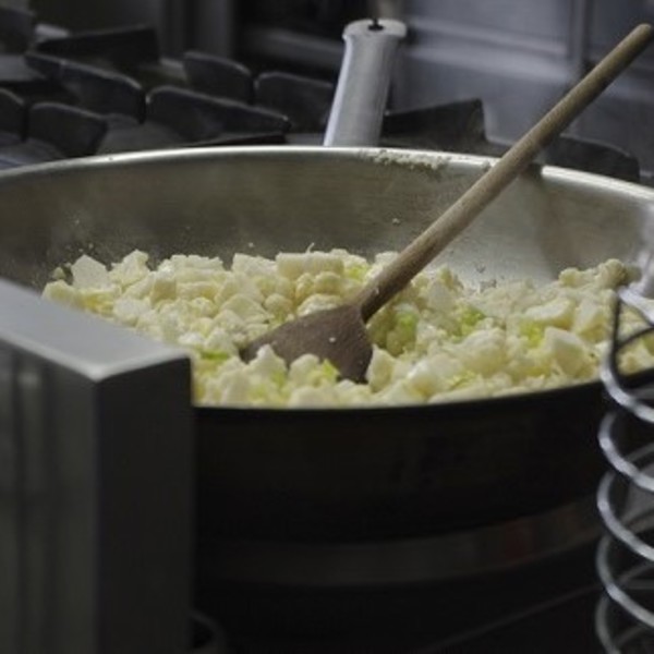 Küche und Service / © Bischöfliche Arbeitslosenstiftung/ju-can Küche und Service