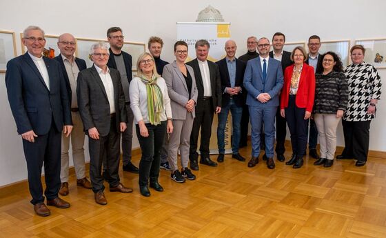 Austausch zwischen diözesanen Vertreter:innen und Vertreter:innen der Fraktionen im Linzer Gemeinderat