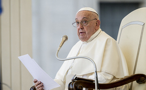 Italien, Rom, Vatikan, Petersplatz, 30.07.2024 - XIII. Internationale Ministrantenwallfahrt 2024 Papst Franziskus während der AudienzVom 29. Juli bis zum 3. August 2024 findet die internationale Ministrantenwallfahrt des Internationalen Ministrantenb