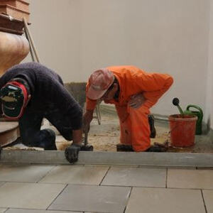 Stiege mauern, Pflasterung