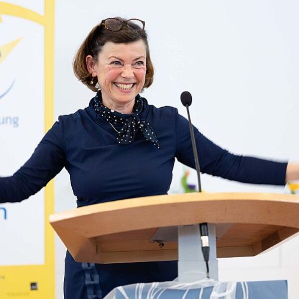 Tagungsreferentin Renata Schmidtkunz / © Christina Bruckmayr