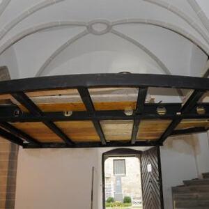 Orgel: Abbau, Stahlkonstruktion der Brüstung, Aufbau